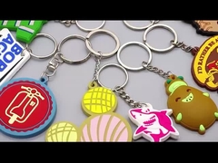 Khóa chìa khóa silicone tùy chỉnh 2D 3D cao su Pvc Keychain mềm Pvc Keyrings Keychain cao su
